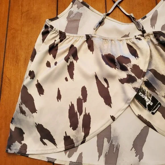 Express Sleepwear Crop Top With Overlapping Butterfly Panels In The Back Sz S - Picture 11 of 14